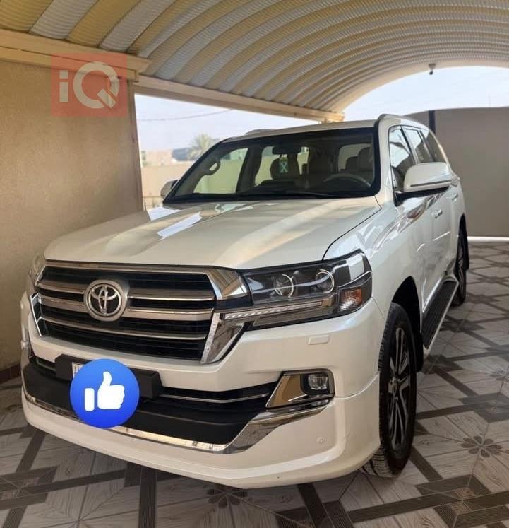 تويوتا لاندكروزر